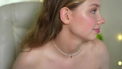 april_blush public webcam profile photo 2
