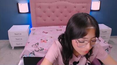 april_daddyssgirl public webcam profile photo 2