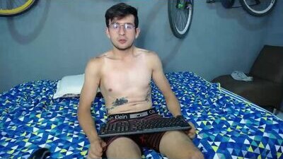 april_logan1 public webcam profile photo 10