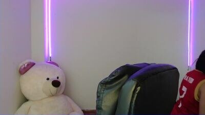 aqua_emilly public webcam profile photo 4