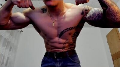 aquiles_51 public webcam profile photo 3