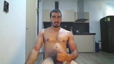 ares_xxxx public webcam profile photo 3