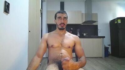 ares_xxxx public webcam profile photo 4