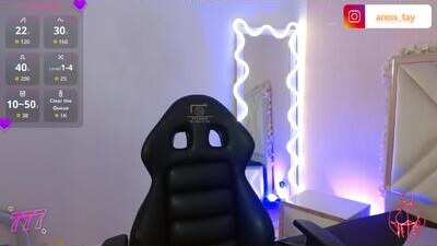 aress_tay public webcam profile photo 5