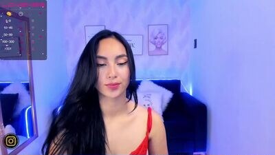 ari_es public webcam profile photo 3