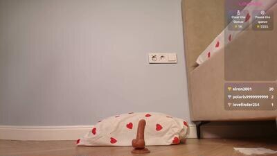 ari_kitsu public webcam profile photo 4