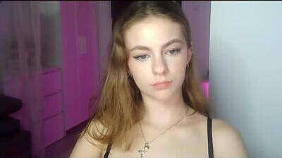 ariacreazy public webcam profile photo 6