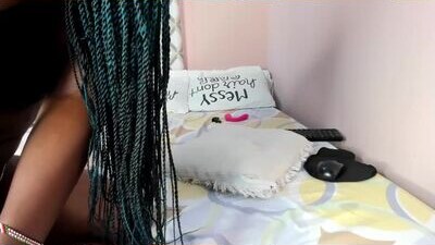 ariana_kisses public webcam profile photo 10