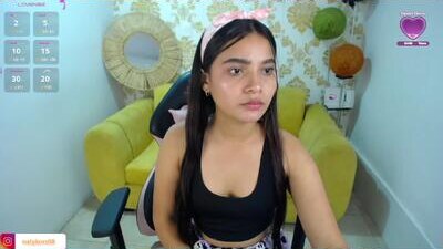 ariana_miller_m public webcam profile photo 10