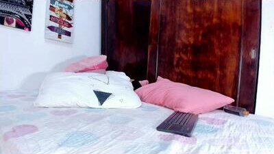 arianaa_w public webcam profile photo 10