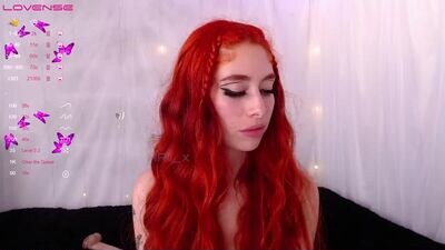 arii_x public webcam profile photo 2