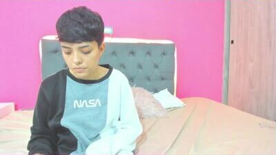 ariloe_quintero public webcam profile photo 9