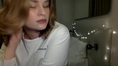 aristocratic_woman public webcam profile photo 10