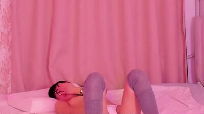 ariya_star public webcam profile photo 3