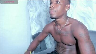aron_clark public webcam profile photo 8