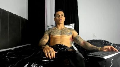arondark public webcam profile photo 2