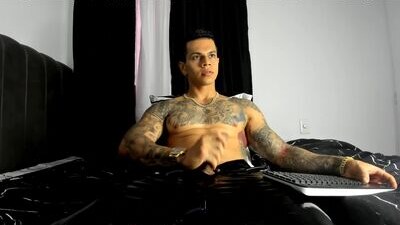 arondark public webcam profile photo 5