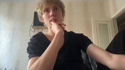 artem228play public webcam profile photo 8