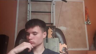 arvyn_ public webcam profile photo 6
