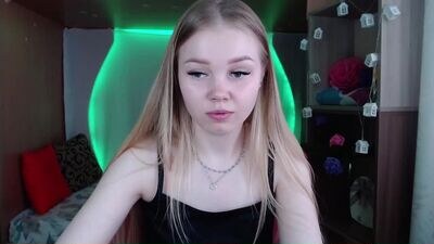 arya___ public webcam profile photo 2