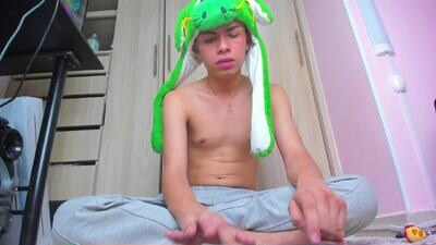 asher_you public webcam profile photo 4