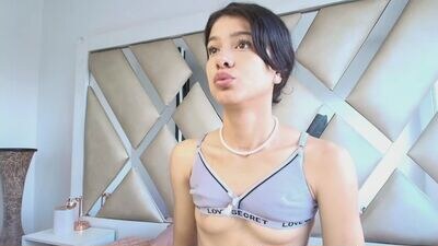 ashley_js public webcam profile photo 3
