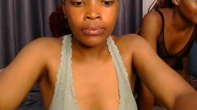 ashrine_ public webcam profile photo 5