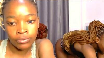 ashrine_ public webcam profile photo 6