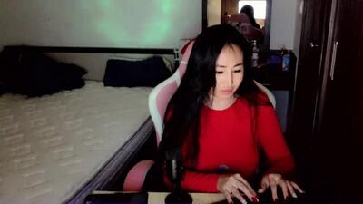 asianqueen777ohmi public webcam profile photo 2