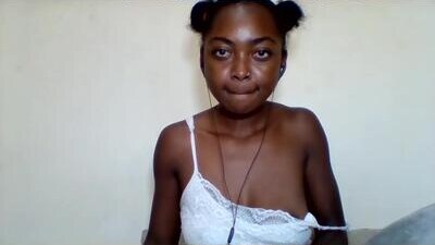 aslane_01 public webcam profile photo 5