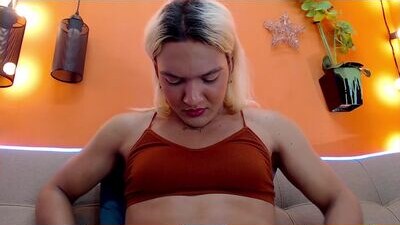 aslyhernandez public webcam profile photo 6