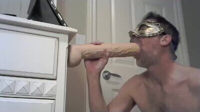asstoys public webcam profile photo 9