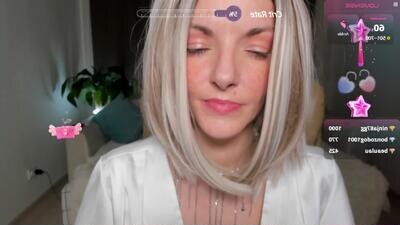 asteris_stella public webcam profile photo 3