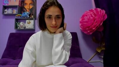 astidream public webcam profile photo 4