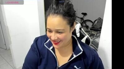 atenea_19_ public webcam profile photo 5