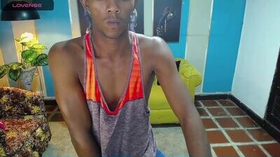 athleticbig_cock public webcam profile photo 2