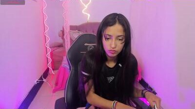 auroora_tay public webcam profile photo 9