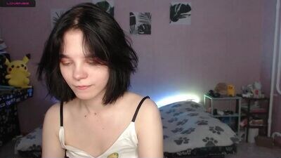 aurora__cute public webcam profile photo 2
