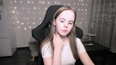 aurora_mur public webcam profile photo 4