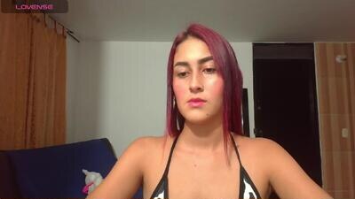 aurora_petit_ public webcam profile photo 2