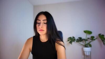 auroracaruso public webcam profile photo 4