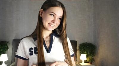 auroralowen public webcam profile photo 6