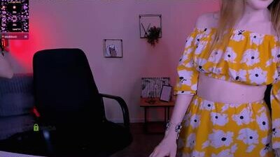 ava_mystic_ public webcam profile photo 7