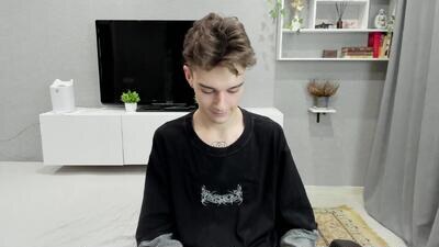 avegothy public webcam profile photo 2