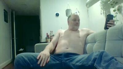 averagegreg public webcam profile photo 4