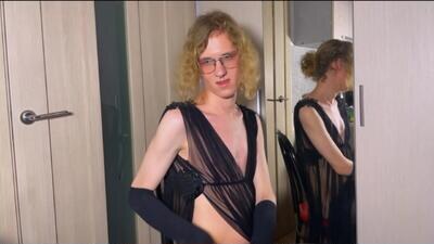 avery_adam public webcam profile photo 4