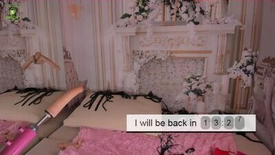 averyglow public webcam profile photo 5
