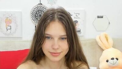 avrora_deis public webcam profile photo 2
