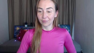 ay_kiss_jully public webcam profile photo 2