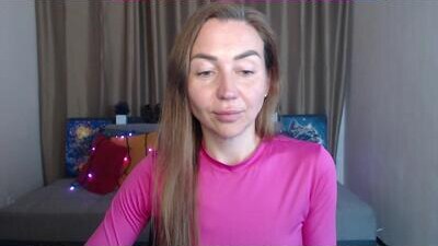 ay_kiss_jully public webcam profile photo 5